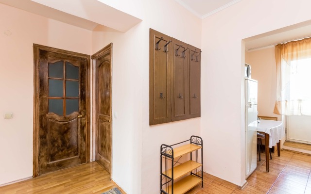 Na Prospekte Dostyk 119 Flat