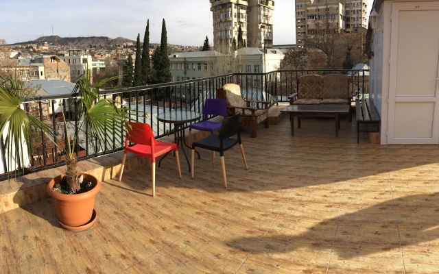 Near Opera Guest House