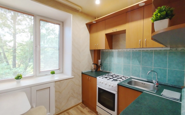 Dvukhkomnatnye Na Komsomolskoy Apartment
