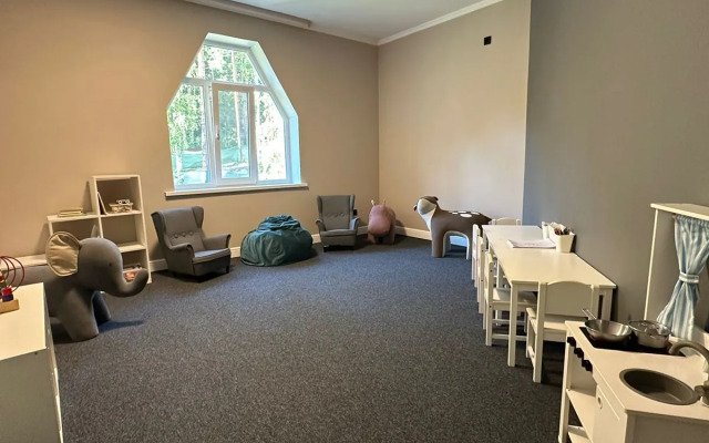 Отель Талес