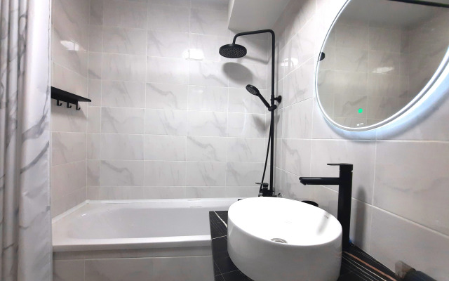 Loft Studio Na Sosnovoy Flat