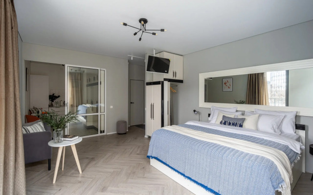 Квартира Две подушки на ш. Революции, 3к2