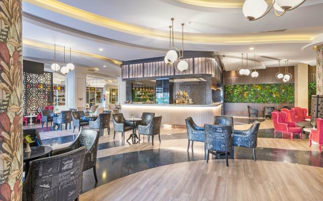Kirman Belazur Resort & Spa - All Inclusive