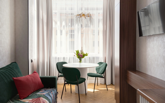 Insta Style by PiligrimKMV Flat