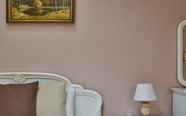 Dvukhetazhnye Na Tverskoy V 5 Minutakh Ot Kremlya Apartments
