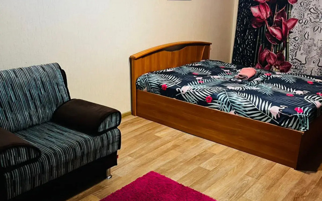 Ryzhiy Kot 3 Flat