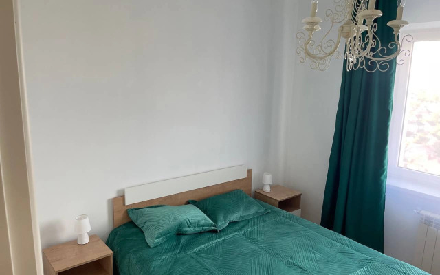 Na Ulitse Kashtanovaya Alleya 169 Flat