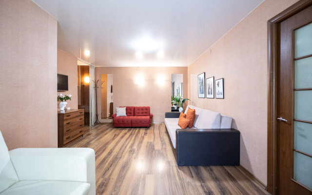 5 Zvezd Na Entuziastov Apartments