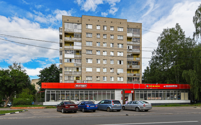 Domashniy Kinoteatr S Dizaynerskim Remontom Flat