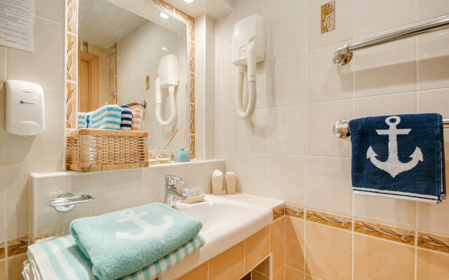 Апартаменты с 3 спальнями Oрехово (Дом у Парка)