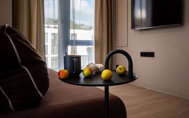 Semeynye S Letnim Basseynom V Zhk Daymond Apartments