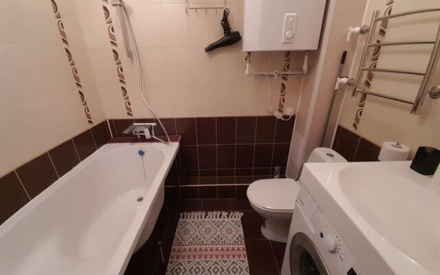 Na Prospekte Rybakov 2 Apartments