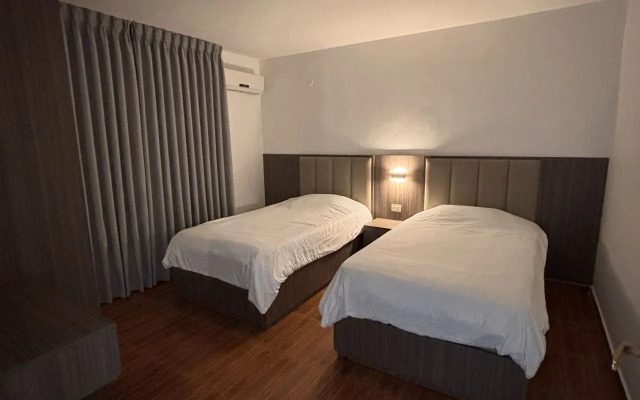 Al Farouq Hotel Apartments Hotel
