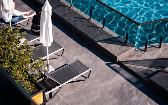 Mone Hotel Apartments