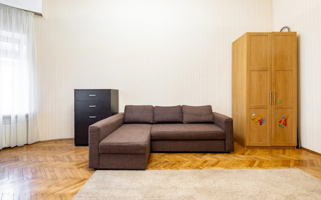 Апартаменты в центре города у метро Чернышевская