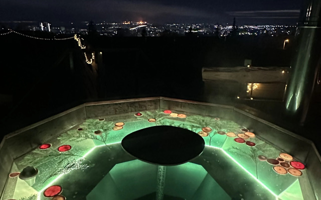 Частный Дом на Холме