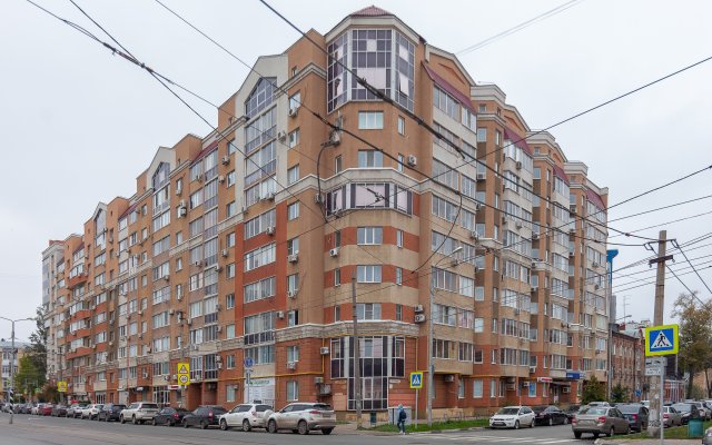 Apartamenty Rentplaza Tsentr Vozle Naberezhnoy Living Quarters