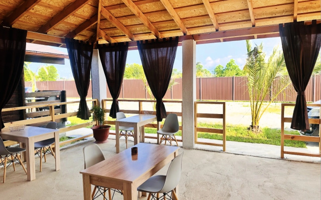 Aqua Resort Guest House