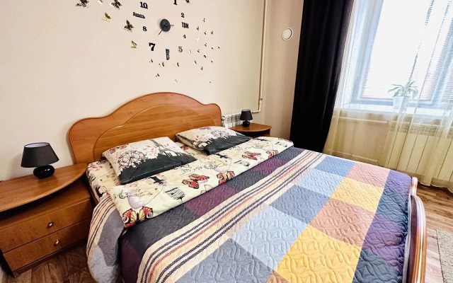 Odnokomnatnaya 44m2 Flat
