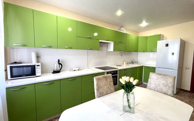 Bolshaya Kvartira Do 7 Gostey Apartments