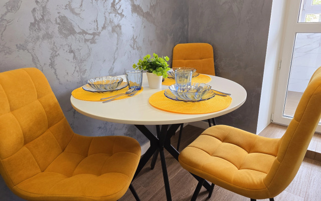 Apartamenty Avrora Shiroko Kholodnaya 8. 2 etazh