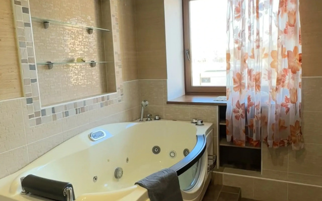 Квартира Студия с Джакузи в Центре Архангельска