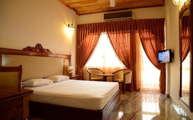 Hotel Sudu Araliya Hotel