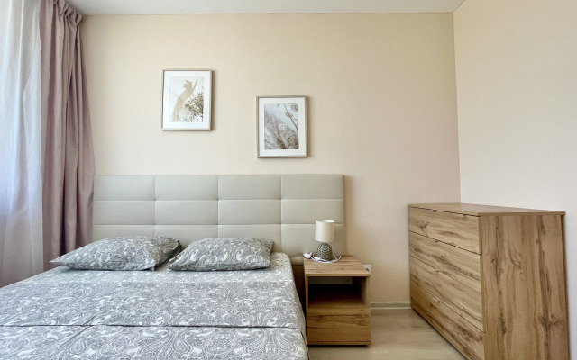 Апартаменты Chicago Aparts на Чемпионов 1 мкр. Солнечный