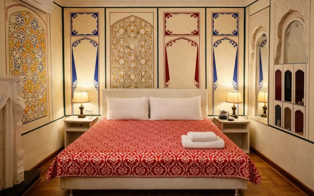 Chor Minor 100 m do Starogo Goroda Priezzhayte kak Gosti Uyezzhayte kak Druz’ya Hotel