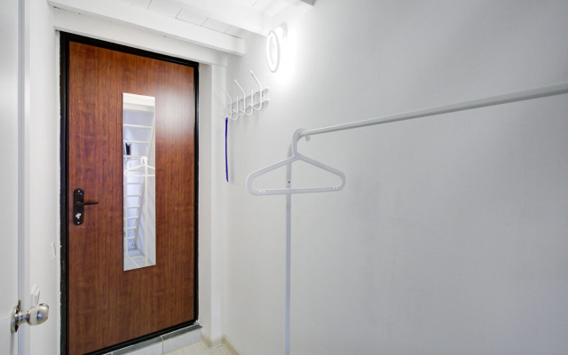 Domingo Two-level Studio Next to the Reservoir Flat
