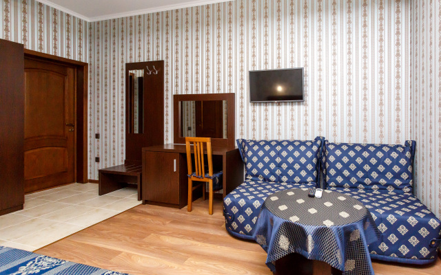 MariAnna Private House