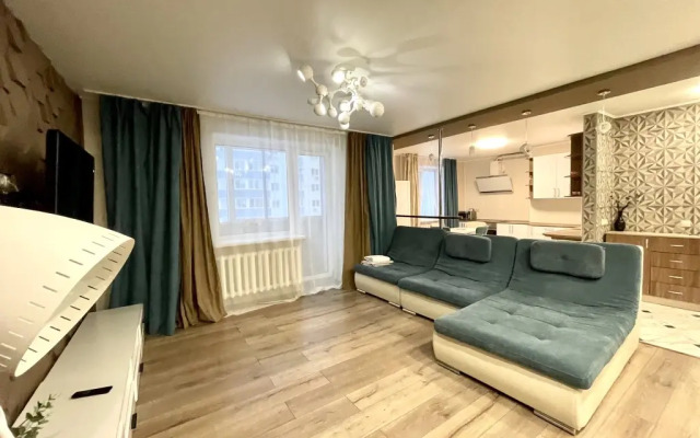 Апартаменты 701 Флэтс-Лайн на улице Красноармейская 100