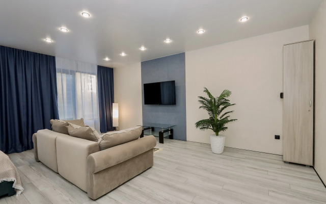 Zhk Respublika s vidom na ploschad Apartments