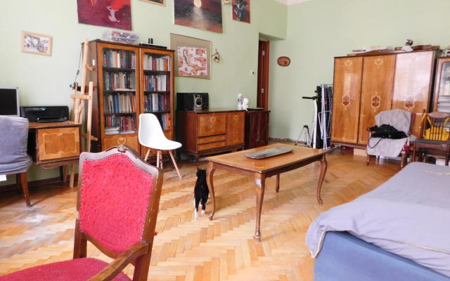 Жилое помещение в некоммунальной квартире у Эрмитажа