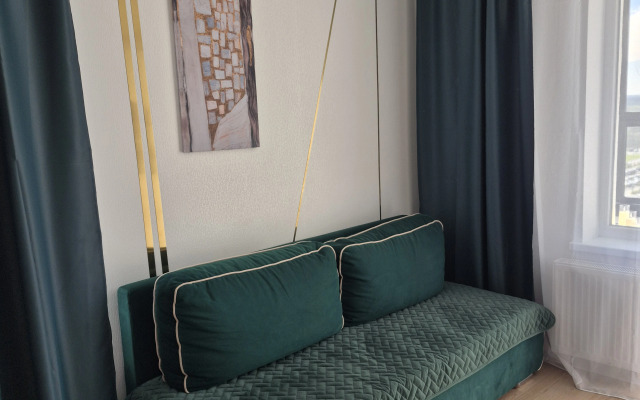 Квартира 1 комнатная улица Лучистая 8