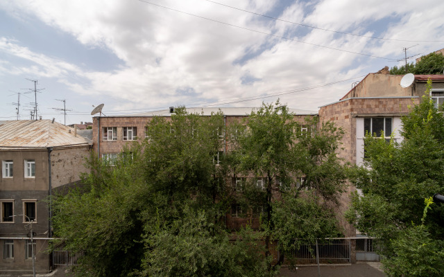 Prostornaya Kvartira s 1 Spalney Keygo 0177 Apartments