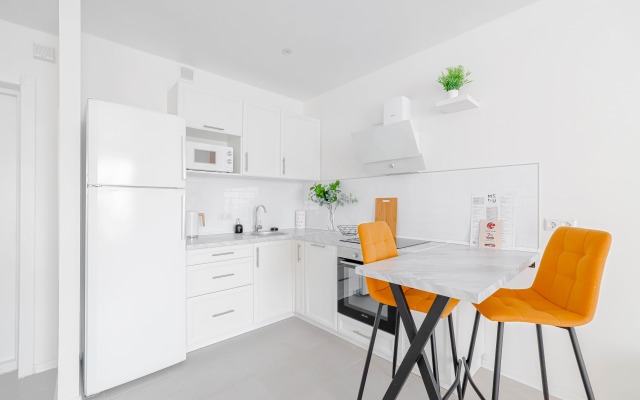 Lalapart Skandy House Solnechnaya Dvushka v 10minutah ot m Savyolovskaya Apartments
