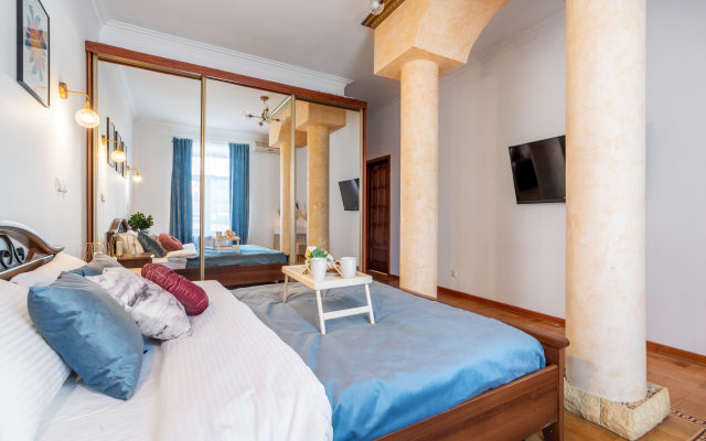 GM in the Historical Center of the Capital Apartments