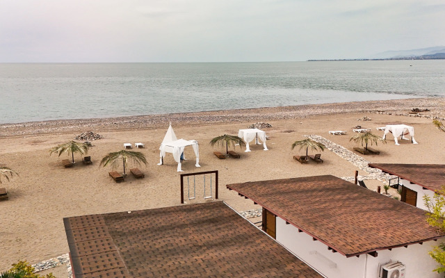 Aqua Resort Hotel