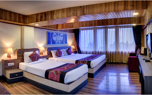 Sumi Yashshree Suites & Spa Hotel