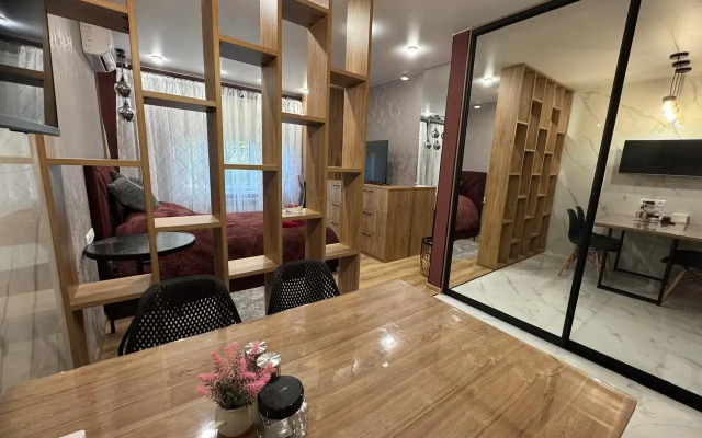 Svoylux-2(krasnaya) Flat