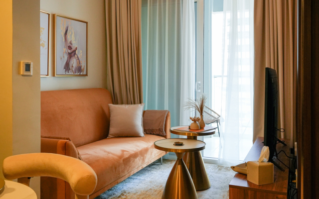 Keyrock Living Lakeview in Business Bay Apartments