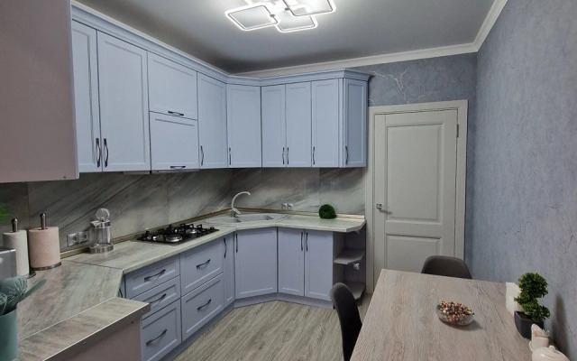 Квартира Flatirini с панорамными окнами в новом ЖК