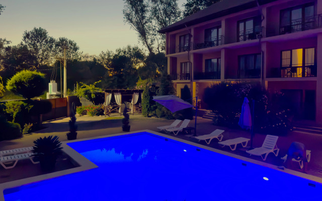 Eco Life Hotel Boutique