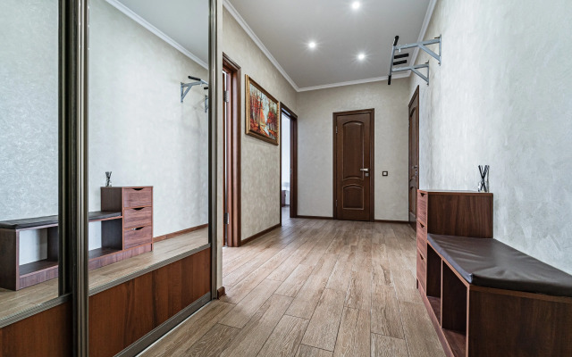 2-Kh Komnatnaya Na Kashtanovoy Allee Flat