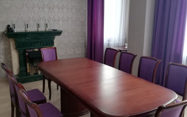 Vesta Hotel