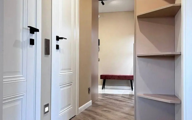 Dvukhkomnatnaya V Tsentre Flat