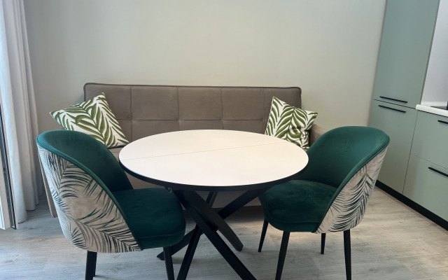 Sovremennaya Ryadom S Tsentrom Flat