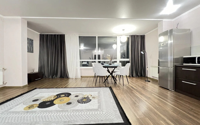 Na Ulitse Karyernaya 24 Flat