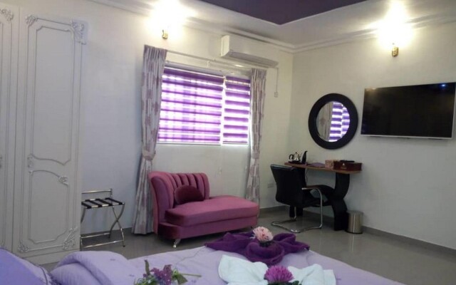 Spa Lavender Suites Hotel